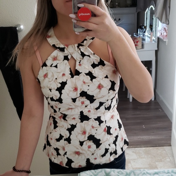 White House Black Market Tops - Floral top